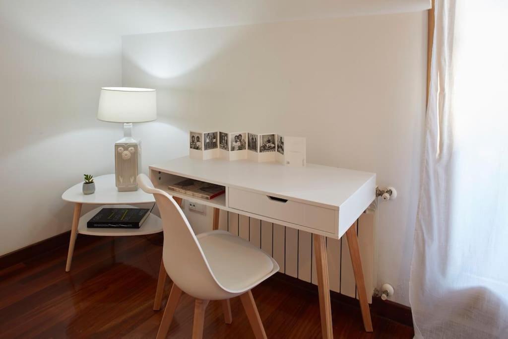 Apartamento Con Terraza A Un Paso De La Playa Gijon Exterior photo