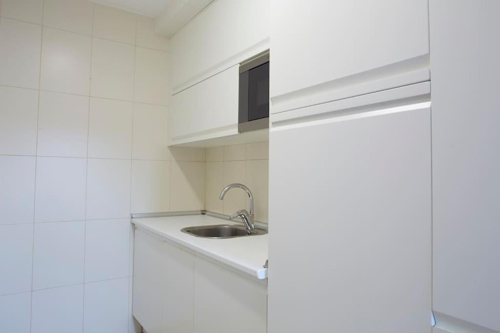 Apartamento Con Terraza A Un Paso De La Playa Gijon Exterior photo